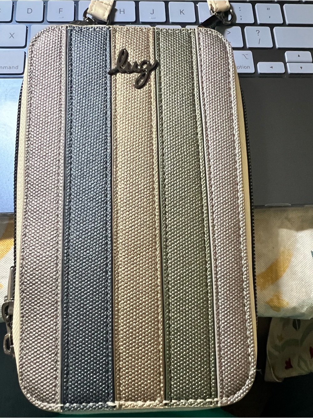 Lug Pike Convertible Crossbody Phone Bag - Metallics